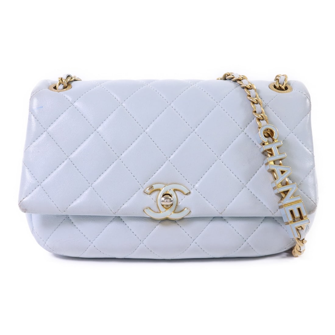 Blue Calfskin Chain Shoulder Bag CHANEL CC with Gold Tone Hardware: Blue Calfskin Chain Shoulder Bag CHANEL CC with Gold Tone Hardware Chanel CC chain shoulder bag in blue calfskin leather with gold-tone hardware. It features a turn-lock closure, one interior card poc