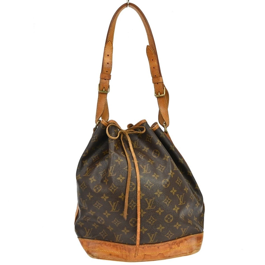 Louis Vuitton Noe Monogram Canvas Shoulder Bag M42224 SD0965: Louis Vuitton Noe Monogram Canvas Shoulder Bag M42224 SD0965 Vintage Louis Vuitton Noe shoulder bag in Monogram canvas and leather with a drawstring closure and shoulder strap. This unisex bag shows h