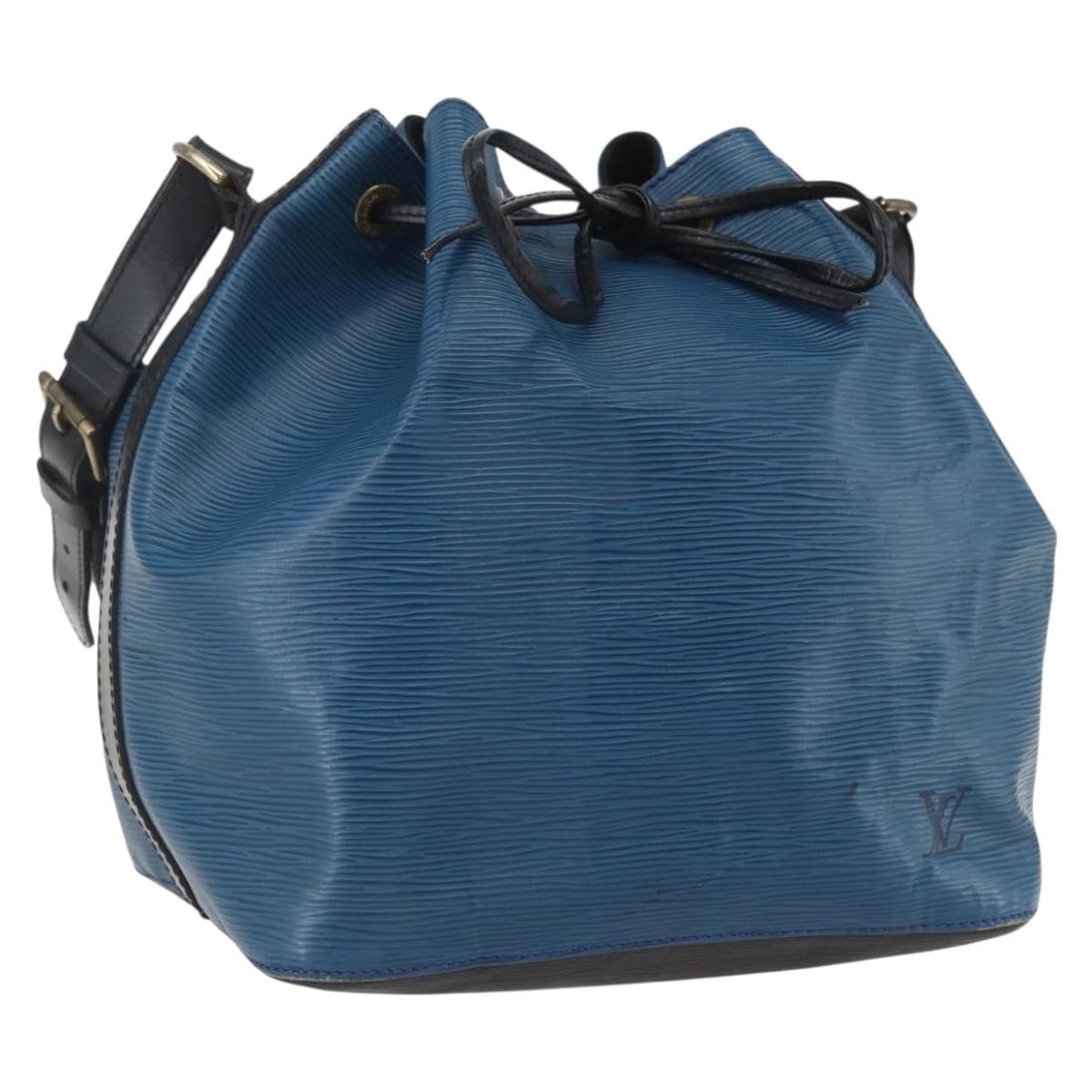 Louis Vuitton Petit Noe Epi Leather Shoulder Bag Black Blue M44152 France: Louis Vuitton Petit Noe Epi Leather Shoulder Bag Black Blue M44152 France This Louis Vuitton Epi Petit Noe shoulder bag features a striking bicolor design in black and blue Epi leather. Crafted in Fra