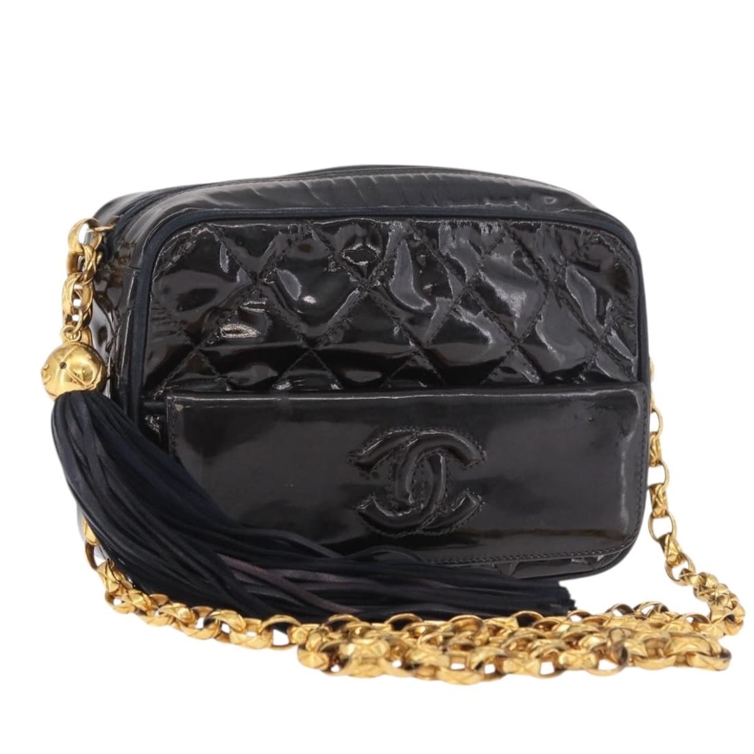 CHANEL CC Matelasse Patent Leather Shoulder Bag Black Gold: CHANEL CC Matelasse Patent Leather Shoulder Bag Black Gold A CHANEL Matelasse chain shoulder bag in black patent leather with gold-tone hardware. It comes with a guarantee card and is described as hea