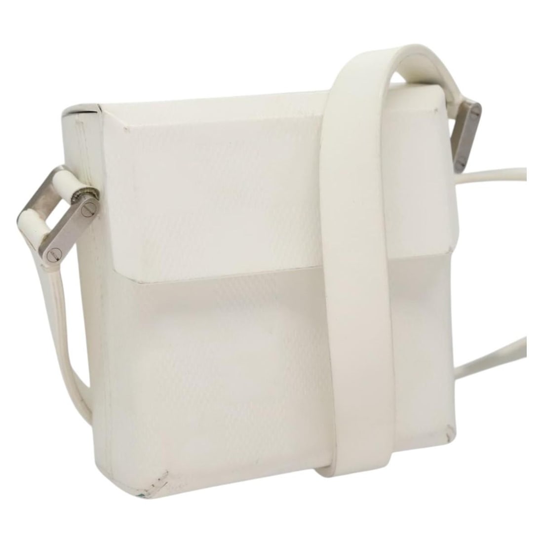 Louis Vuitton Damier Grasset Canvas White Pochette Shoulder Bag: Louis Vuitton Damier Grasset Canvas White Pochette Shoulder Bag This Louis Vuitton Damier Grasset Marty Pochette is a women's shoulder bag crafted from Damier Grasset canvas in white. Made in France, 