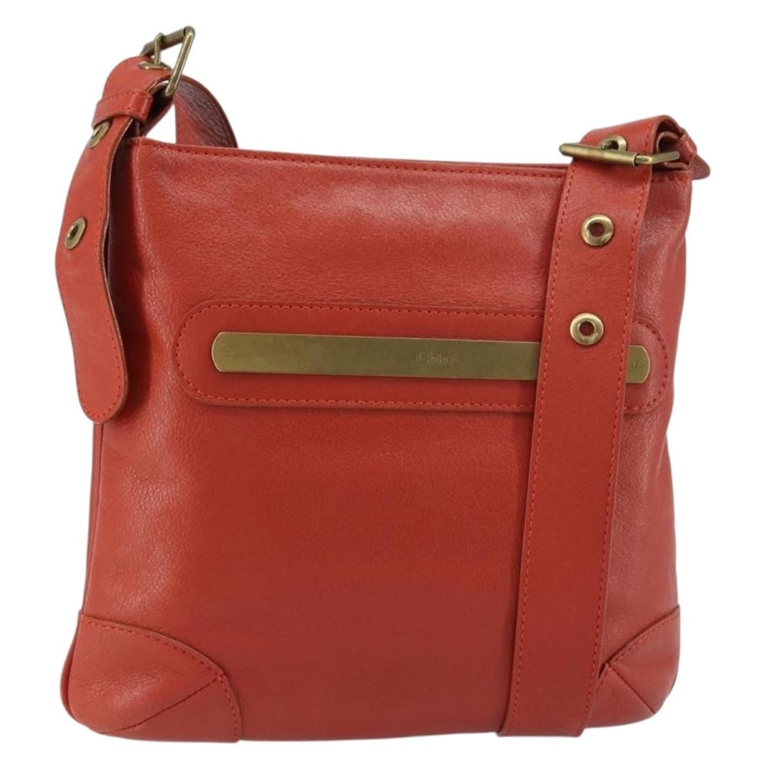 Chloe Leather Shoulder Bag Orange BA8858 Japan: Chloe Leather Shoulder Bag Orange BA8858 Japan Introducing the Chloe Shoulder Bag, a stylish accessory crafted from quality leather in a vibrant orange hue. This shoulder bag features a spacious inter