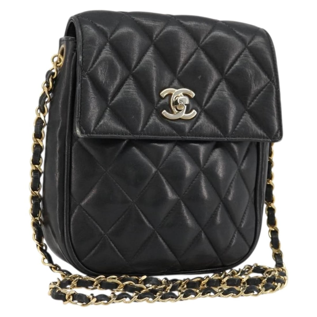 CHANEL CC Chain Shoulder Bag Black Lamb Skin Matelasse: CHANEL CC Chain Shoulder Bag Black Lamb Skin Matelasse Chanel Matelasse chain shoulder bag in black lamb skin with gold-tone CC detailing. Made in Italy for women. This heavily used bag includes only 