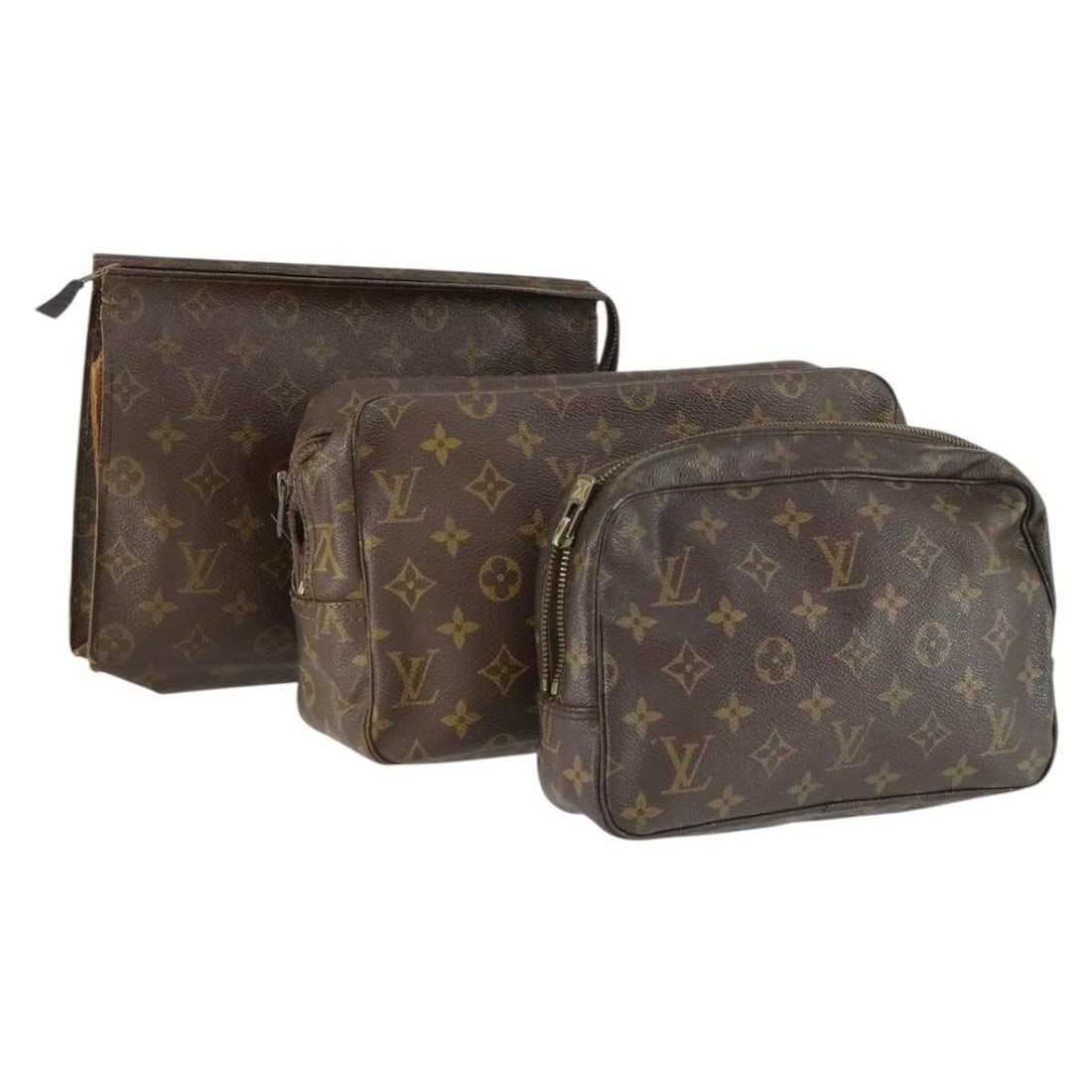 3 Piece Clutch Bag Set Louis Vuitton Monogram Canvas: 3 Piece Clutch Bag Set Louis Vuitton Monogram Canvas Set of three Louis Vuitton monogram clutch bags in monogram canvas, made in France. This older model set features ECLAIR zippers and is offered wit