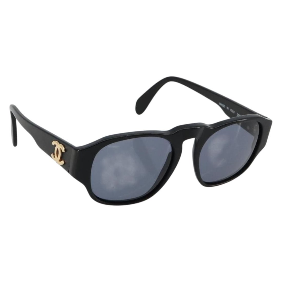 CHANEL Coco Mark Black Plastic Womens Sunglasses Italy: CHANEL Coco Mark Black Plastic Womens Sunglasses Italy CHANEL COCO Mark sunglasses in black plastic, made in Italy. The item is for women and is offered in heavily used condition with visible surface 