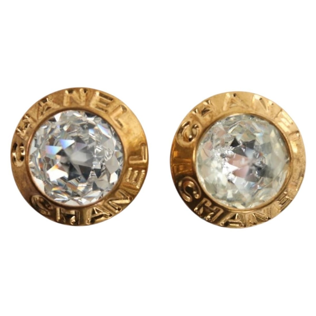 Chanel CC Gold Tone Metal Earring with Box France: Chanel CC Gold Tone Metal Earring with Box France Gold CHANEL metal earrings in a CC design, made in France and accompanied by the item box. The piece is listed in heavily used condition with surface 