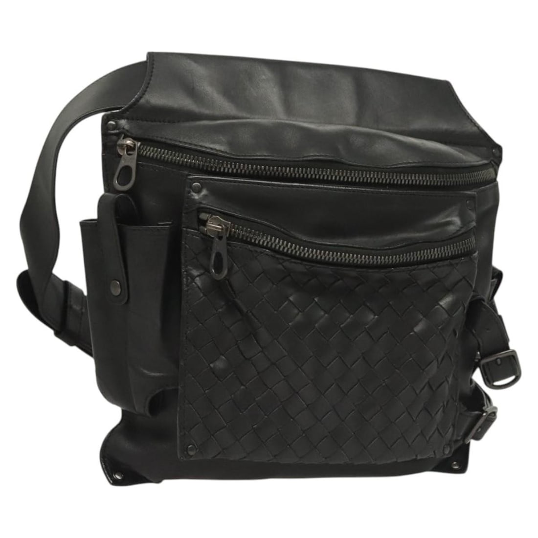 Bottega Veneta Intrecciato Black Leather Waist Bag 121604 Italy: Bottega Veneta Intrecciato Black Leather Waist Bag 121604 Italy Black leather waist bag in the Intrecciato style, made in Italy. It measures approximately W25 cm x H26 cm, with a shoulder strap length