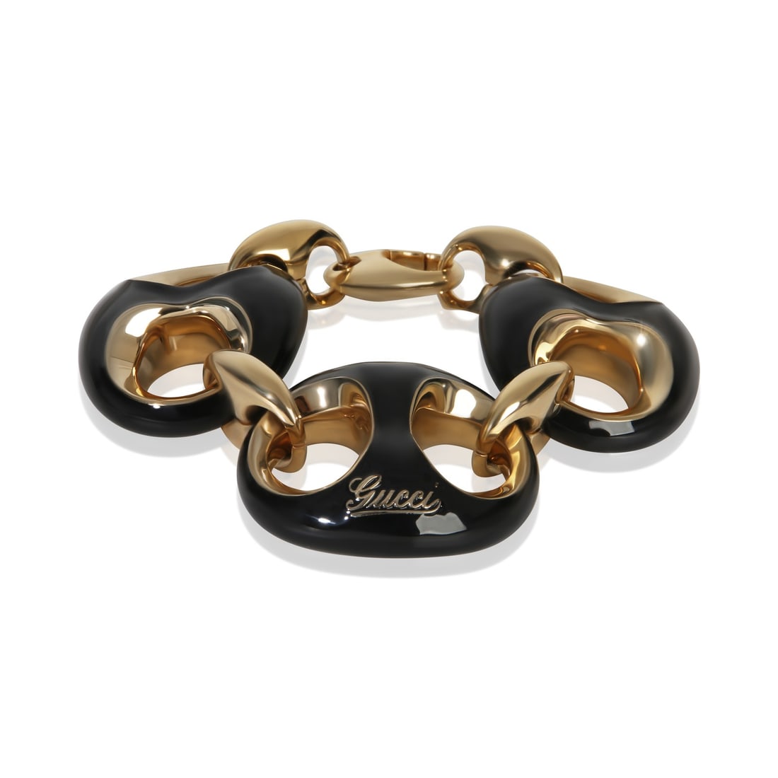 Gucci Women's Gold Plated Lobster Claw Bracelet With Box and Pouch: Gucci Women's Gold Plated Lobster Claw Bracelet With Box and Pouch This pre-owned Gucci gold-plated bracelet features a classic lobster claw clasp and comes complete with its original box and pouch. D