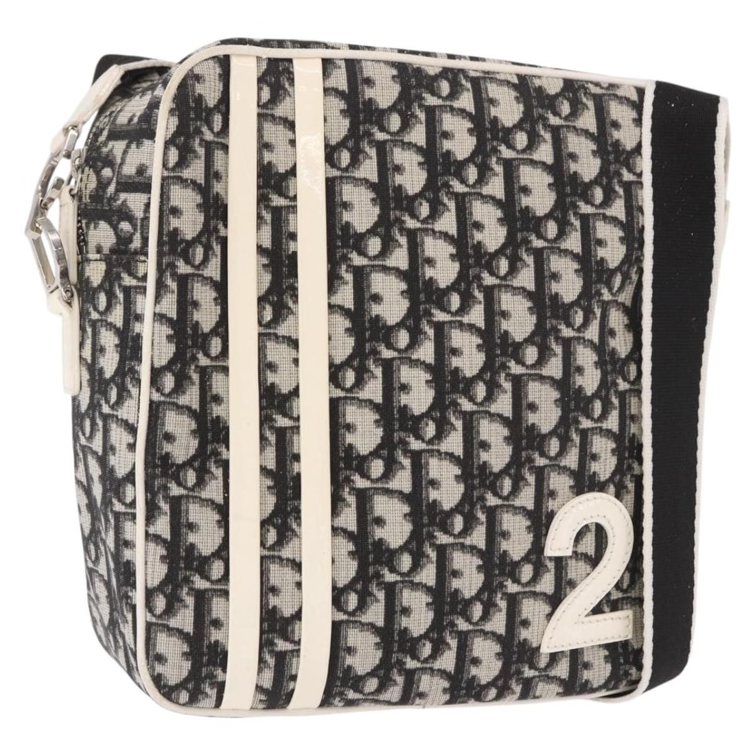 Christian Dior Trotter Shoulder Bag Black Silver PVC Leather: Christian Dior Trotter Shoulder Bag Black Silver PVC Leather Christian Dior Trotter Canvas shoulder bag in black and silver, made in Italy from PVC leather and Trotter canvas. It has a shoulder strap 