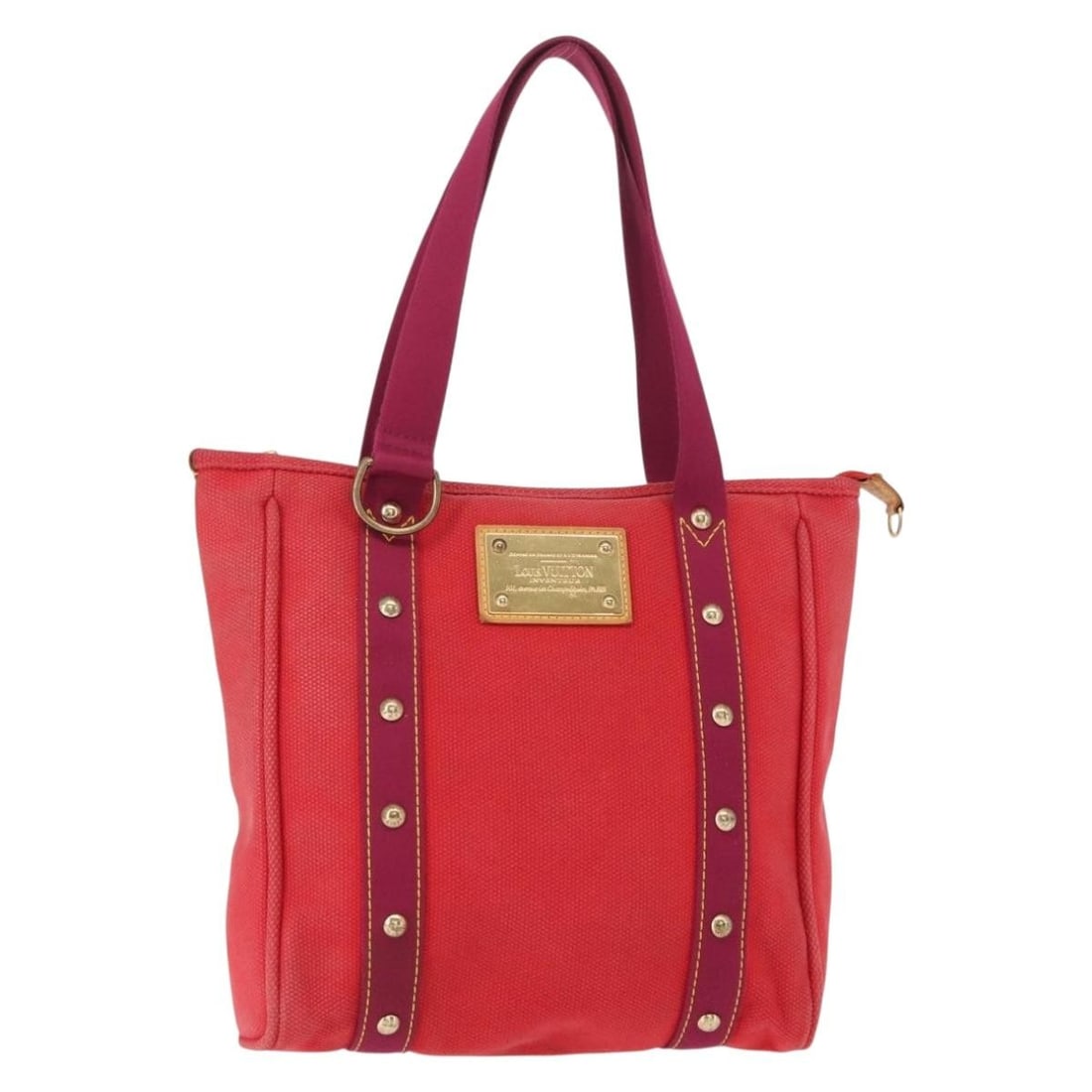 Louis Vuitton Antigua Cabas MM Red Canvas Tote M40034: Louis Vuitton Antigua Cabas MM Red Canvas Tote M40034 This Louis Vuitton Antigua Cabas MM Tote Bag features a red canvas exterior and is crafted in France. The tote is designed for women and offers a 