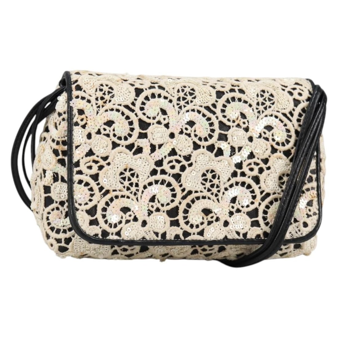 CHANEL White Gold Sequin Leather Shoulder Bag Italy Auth 140995: CHANEL White Gold Sequin Leather Shoulder Bag Italy Auth 140995 This CHANEL Sequin Shoulder Bag is a stunning accessory crafted from premium leather, showcasing a chic white and gold color combination
