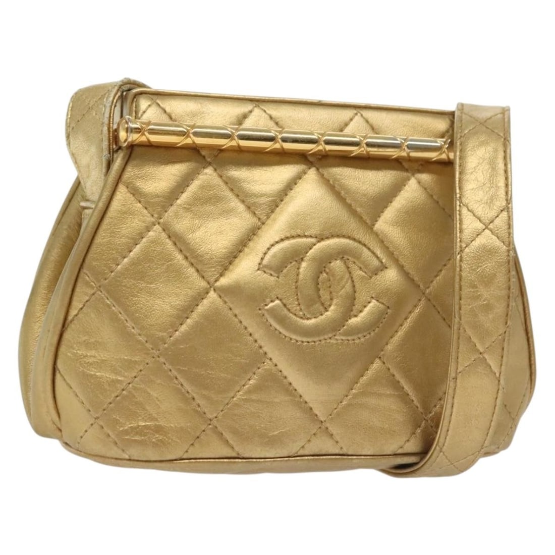 CHANEL Gold Lambskin Shoulder Bag with Auth Card 140900: CHANEL Gold Lambskin Shoulder Bag with Auth Card 140900 This exquisite CHANEL shoulder bag is crafted from luxurious lambskin leather in a stunning gold color. Designed for style and functionality, it