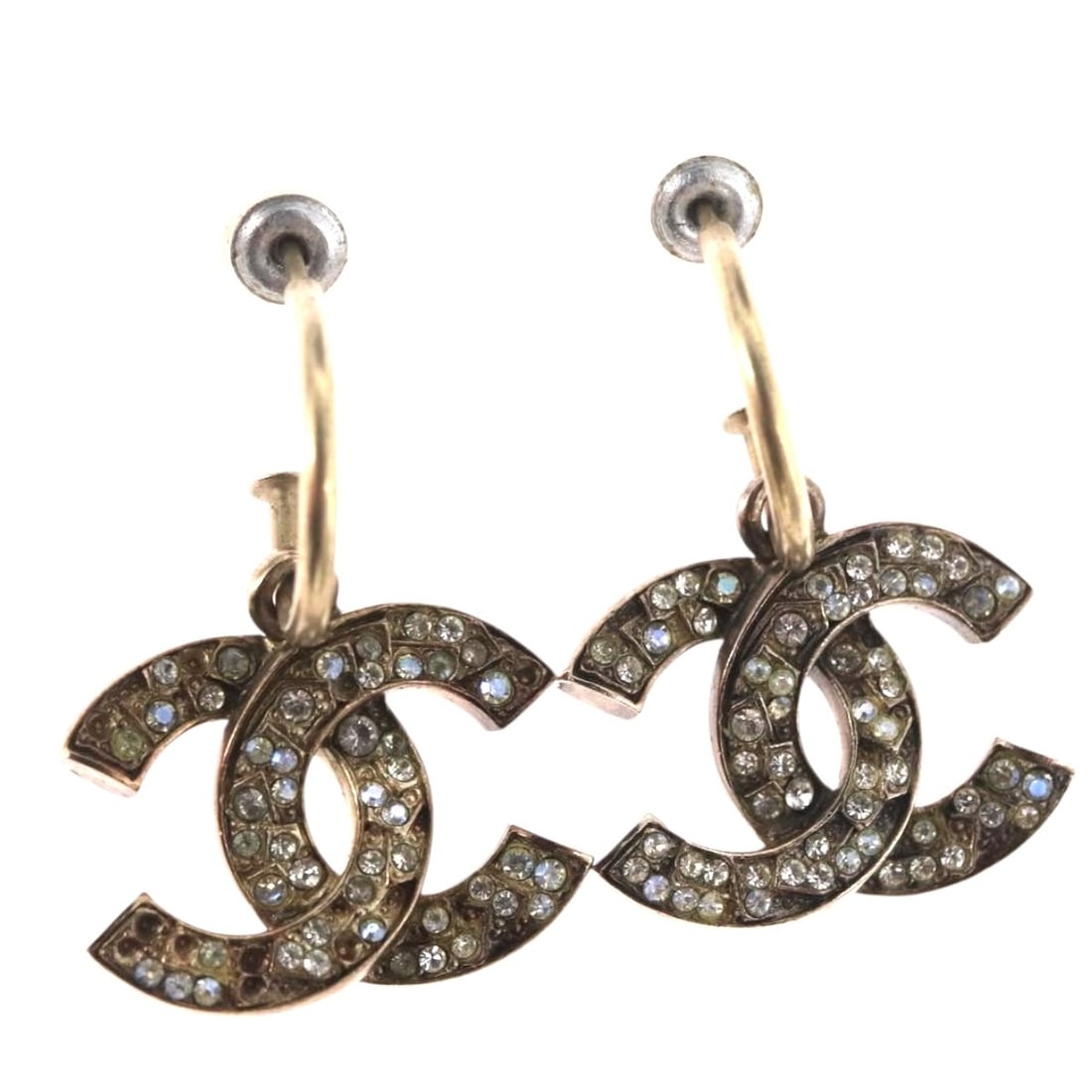 Chanel Silver Metal CC Logo Pierced Earring with Box and Dust Bag: Chanel Silver Metal CC Logo Pierced Earring with Box and Dust Bag These CHANEL women's pierce earrings feature the iconic CC logo in a silver-tone metal. Made in France, these earrings come with a dus