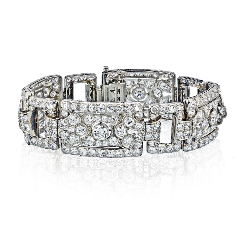 Art Deco Platinum Bracelet 30 Carats Old Euro Mine Diamonds: Art Deco Platinum Bracelet 30 Carats Old Euro Mine Diamonds This exquisite Art Deco bracelet is crafted in platinum and features approximately 30 carats of stunning Old European and Old Mine cut diamo