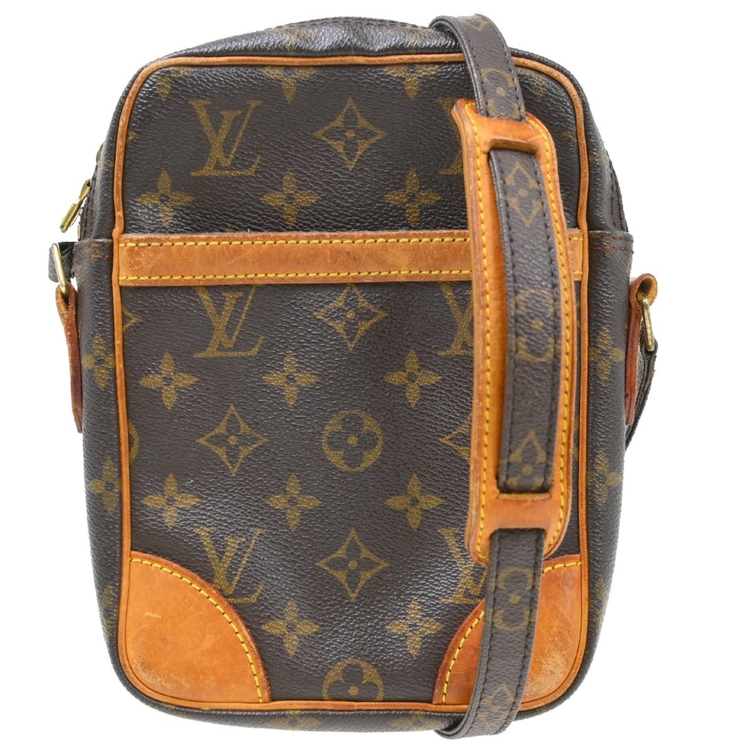 Louis Vuitton Danube Monogram Crossbody Bag M45266 Brown: Louis Vuitton Danube Monogram Crossbody Bag M45266 Brown Vintage Louis Vuitton Danube shoulder bag in brown Monogram canvas and leather with a zip closure and adjustable crossbody strap. This medium b