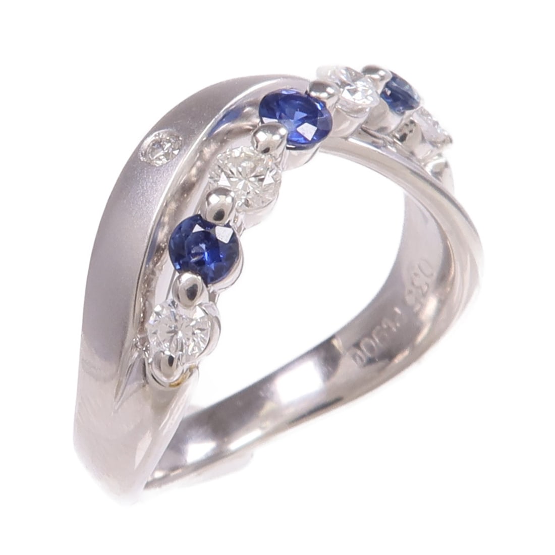 Pt900 Platinum Sapphire Diamond Ring US 6 Blue Stone: Pt900 Platinum Sapphire Diamond Ring US 6 Blue Stone A women's ring in Pt900 platinum featuring a sapphire and diamond design. The piece is described as blue and clear, with a ring size of US 6. It is