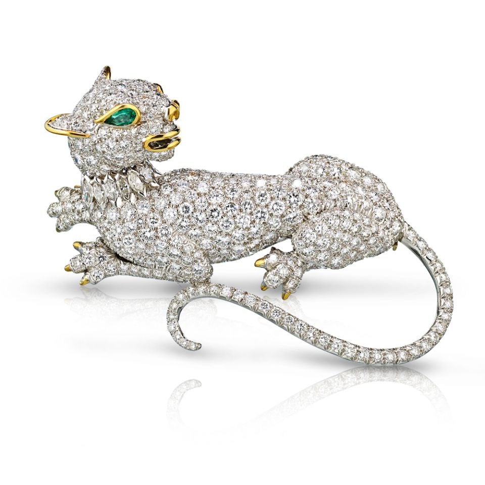 David Webb Panthere Platinum 18K White Gold Diamond Brooch 19.27 cttw: David Webb Panthere Platinum 18K White Gold Diamond Brooch 19.27 cttw This exquisite brooch from David Webb is a stunning representation of the Panthere style, crafted from platinum and 18K white gold