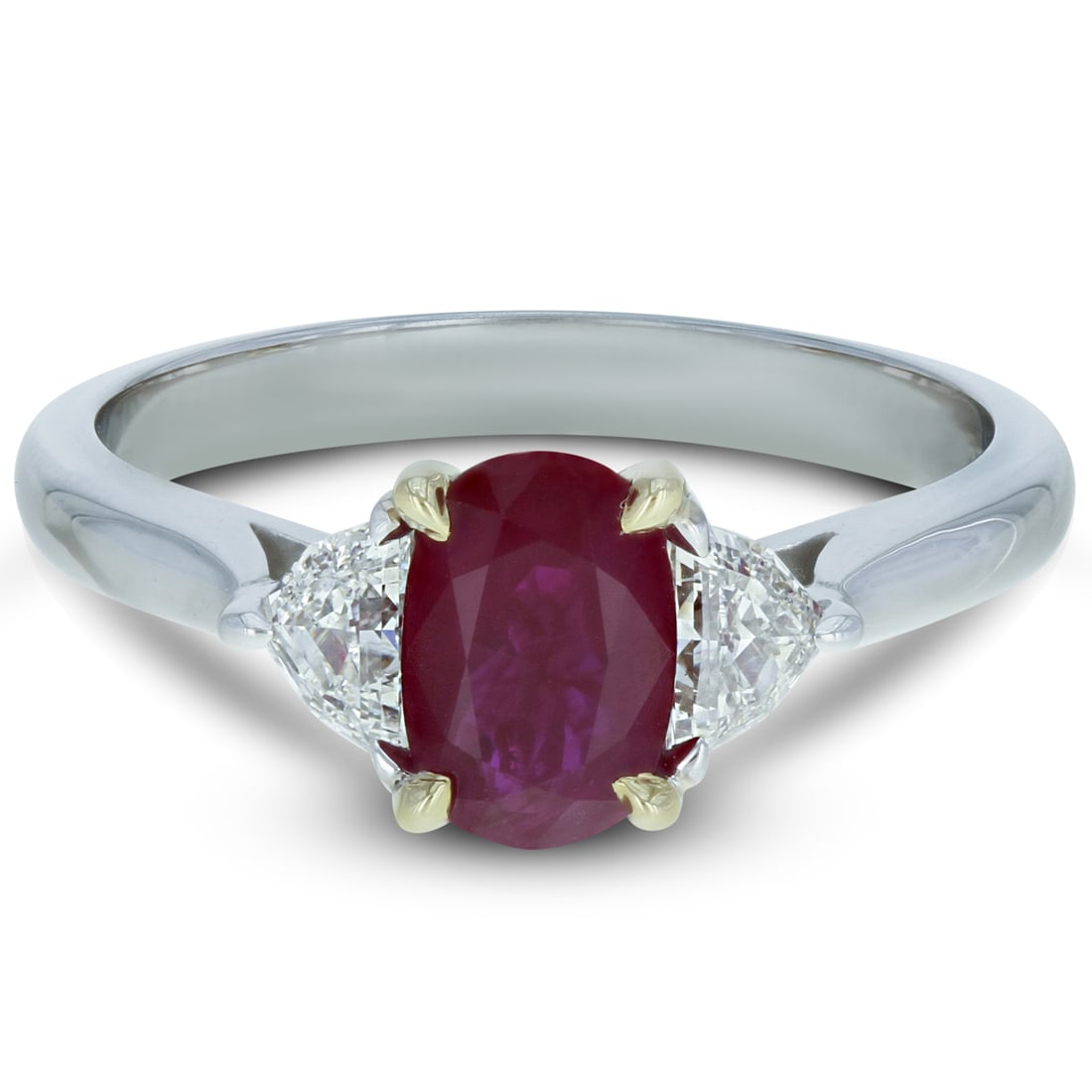 Rachel Koen 18K White Gold Burmese Ruby Diamond Ring GIA Certified 1.36ct: Rachel Koen 18K White Gold Burmese Ruby Diamond Ring GIA Certified 1.36ct This exquisite three-stone ring by Rachel Koen showcases a stunning natural Burmese ruby, weighing 1.36 carats, set in luxurio