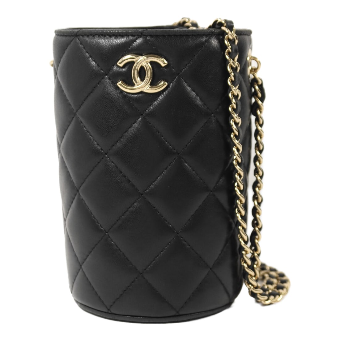 CHANEL CC Bucket Shoulder Bag Black Lambskin Chain Strap: CHANEL CC Bucket Shoulder Bag Black Lambskin Chain Strap A CHANEL women's shoulder bag in black lambskin (sheep leather) with a bucket chain design and CC GHW detail. It features a black exterior and 