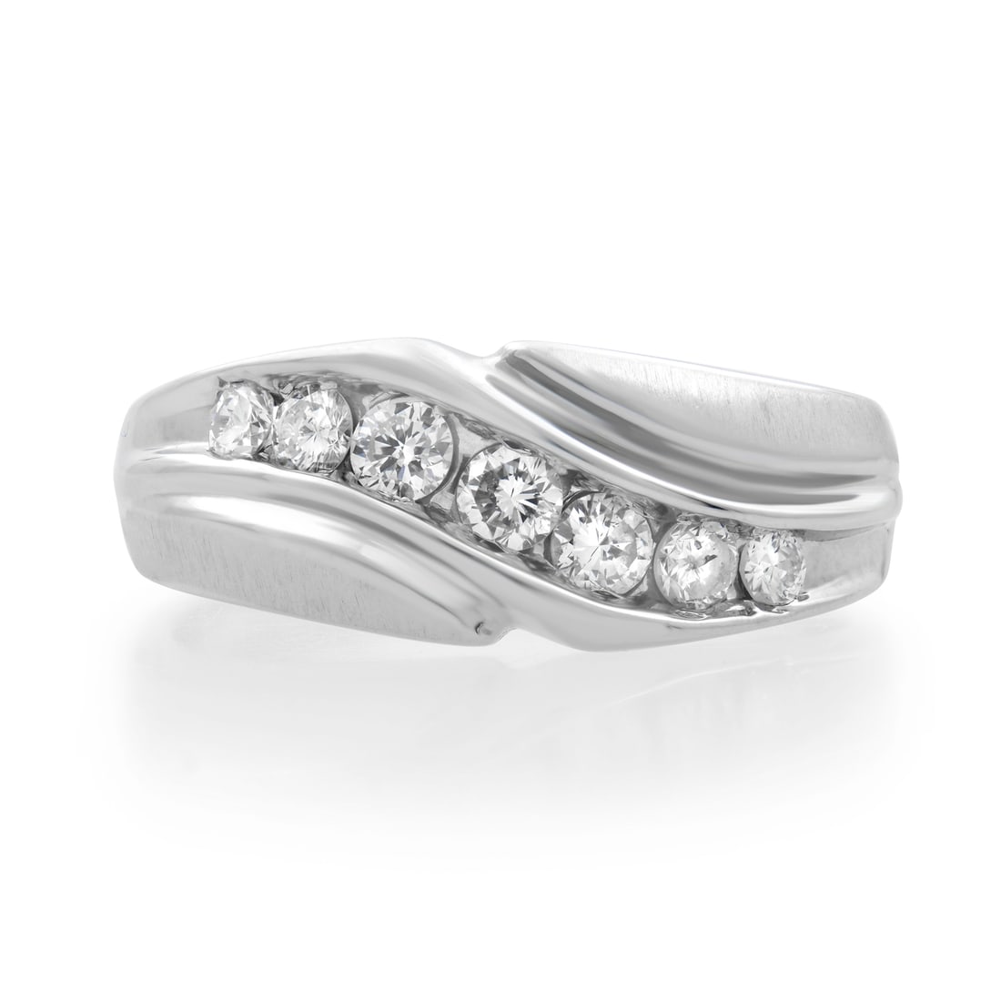 Rachel Koen 14K White Gold Men's Ring 0.50ct Diamonds Size 9: Rachel Koen 14K White Gold Men's Ring 0.50ct Diamonds Size 9 This exquisite men's ring by Rachel Koen is crafted from 14K white gold, showcasing a total of 7 channel-set round cut diamonds with a comb