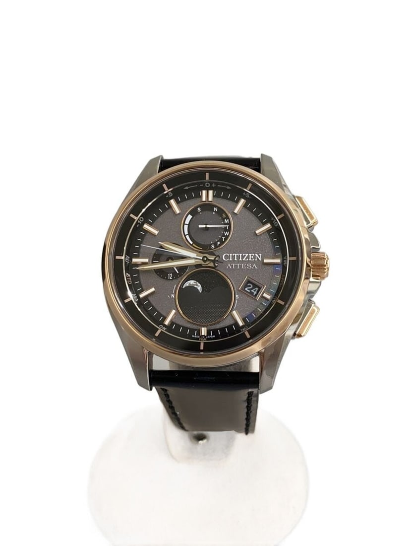 Citizen Attesa quartz leather wristwatch H874-005HK04: Citizen Attesa quartz leather wristwatch H874-005HK04 This is a CITIZEN ATTESA Quartz H874-005HK04 men's wristwatch, featuring a gray dial and a leather band. Made in Japan, this pre-owned watch is in