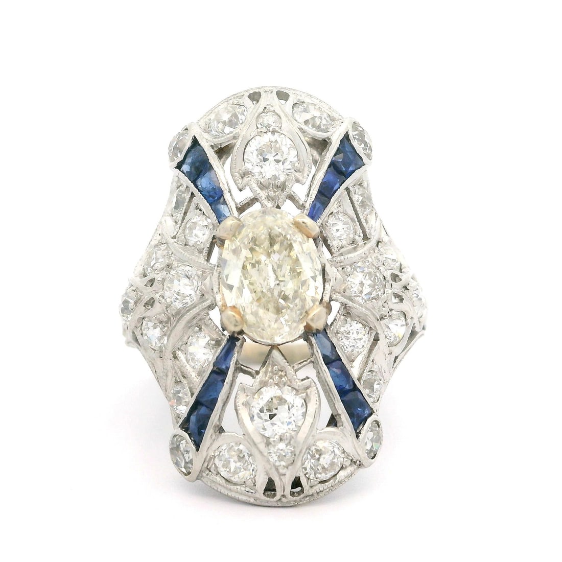 Antique Art Deco Cocktail Ring Platinum 2.51ctw Sapphire Diamond: Antique Art Deco Cocktail Ring Platinum 2.51ctw Sapphire Diamond This stunning Antique Art Deco Cocktail Ring showcases a beautiful combination of sapphires and diamonds, set in solid platinum with wh