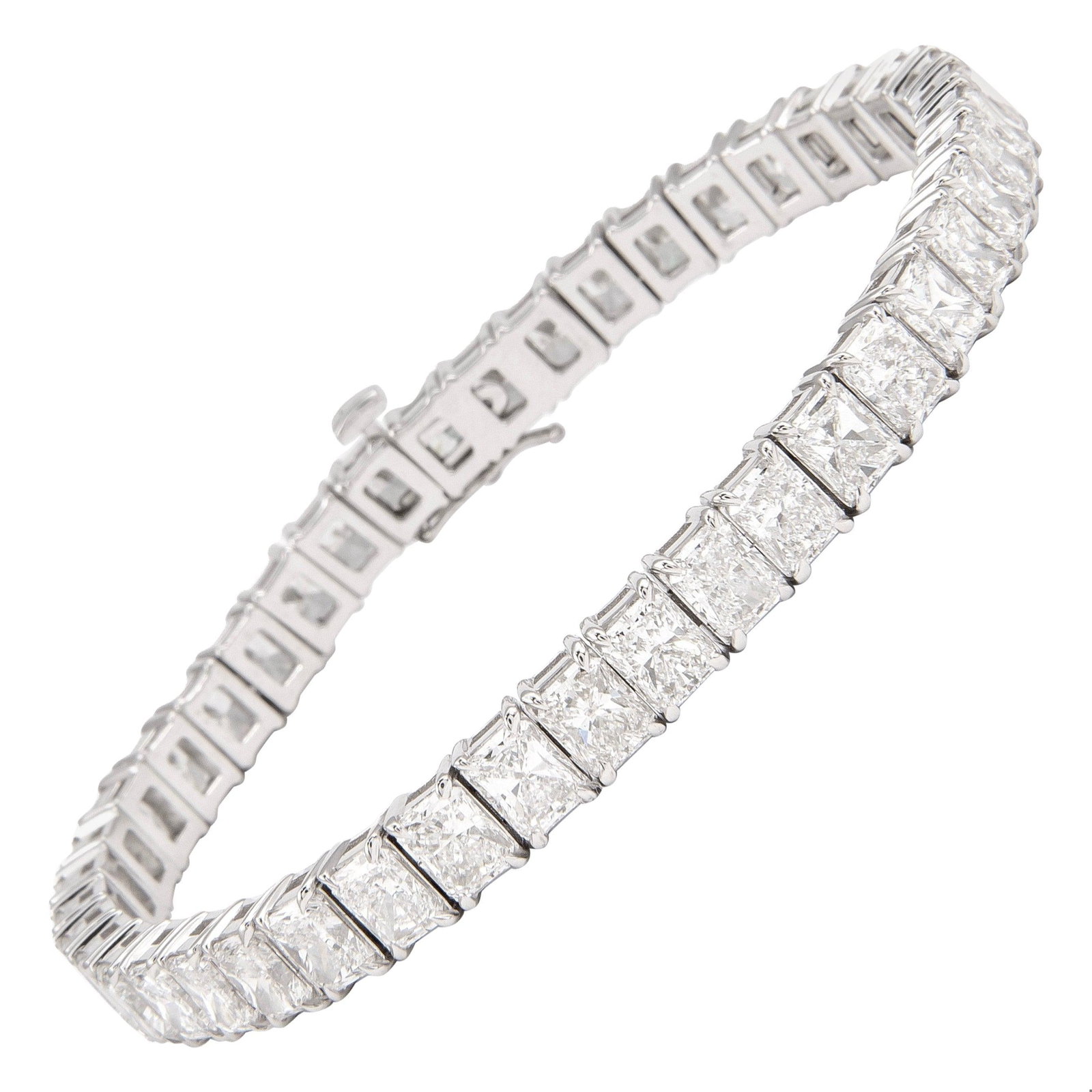 21.80ct GIA Radiant Diamond Tennis Bracelet 18k: 21.80ct GIA Radiant Diamond Tennis Bracelet 18k This exquisite tennis bracelet features a stunning collection of 43 radiant cut diamonds, with a total weight of 21.80 carats. Each diamond is GIA certi