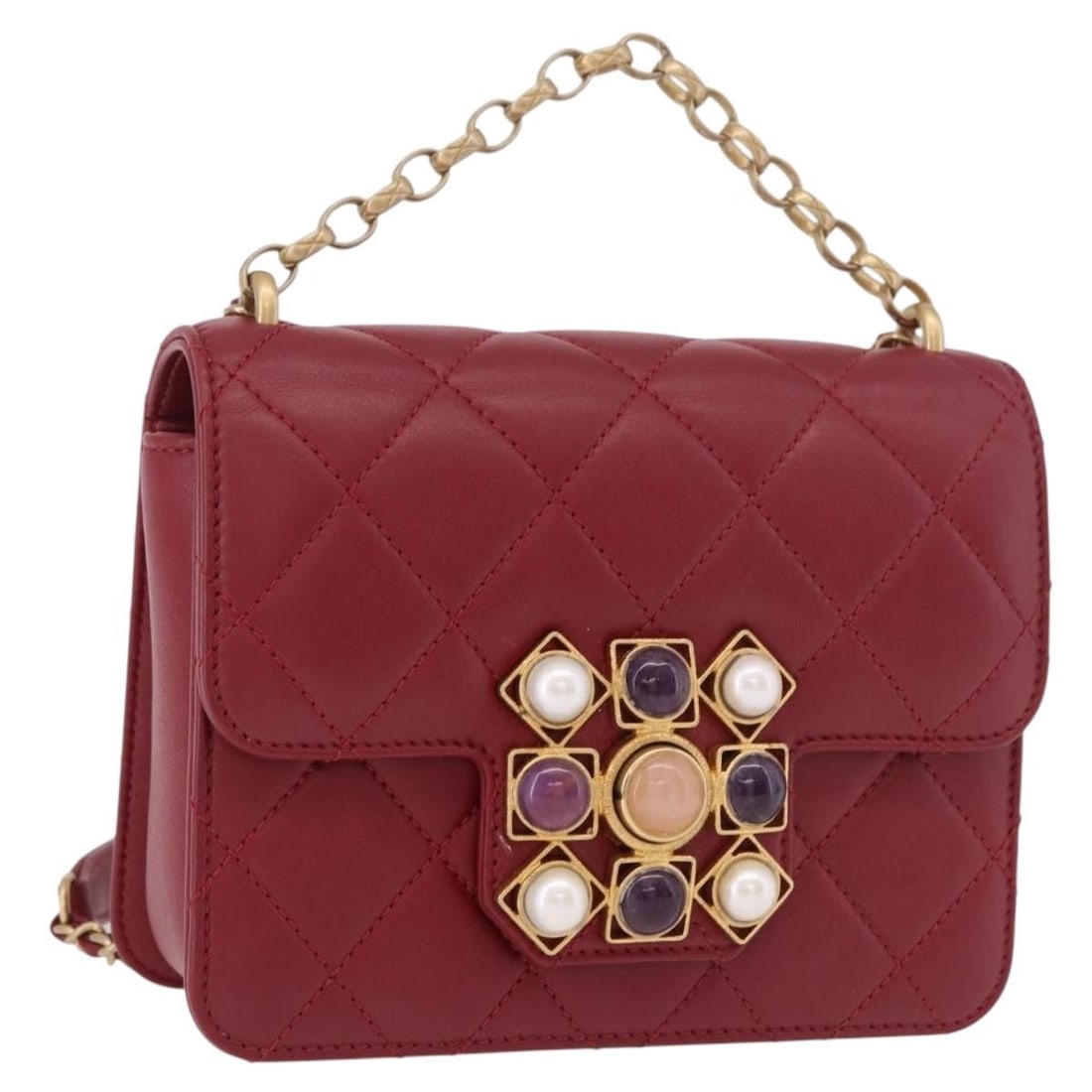 CHANEL CC Red Lamb Skin Shoulder Bag Gold Chain Matelasse: CHANEL CC Red Lamb Skin Shoulder Bag Gold Chain Matelasse A CHANEL Matelasse chain shoulder bag in red and gold lamb skin, made in Italy. It comes with a guarantee card and features a shoulder bag sty