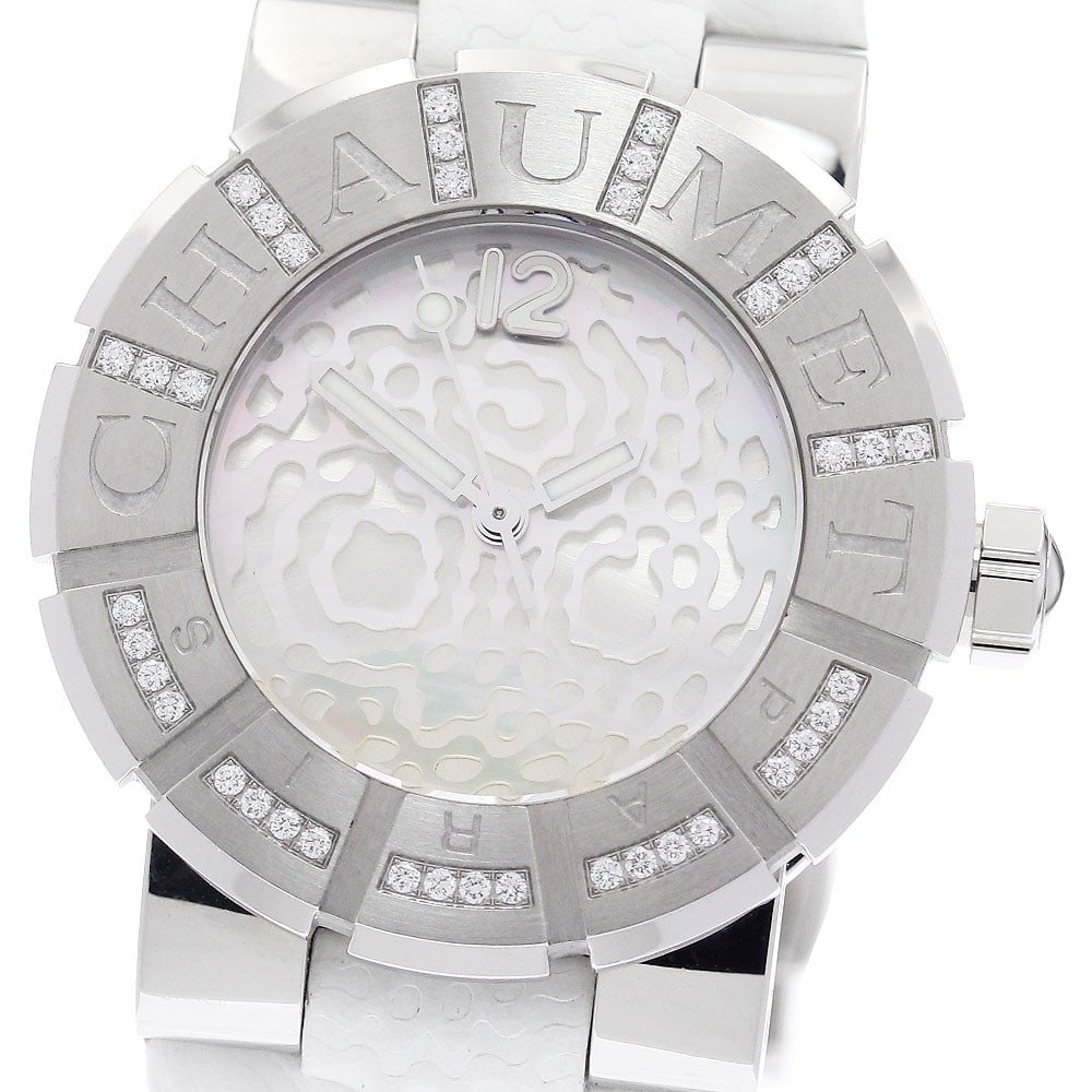Chaumet Class One Women's Quartz Watch Ref 622C-A0103 Diamond Bezel: Chaumet Class One Women's Quartz Watch Ref 622C-A0103 Diamond Bezel Chaumet Class One women's wristwatch, model 622C-A0103, with a diamond bezel and quartz movement. This pre-owned watch features a st