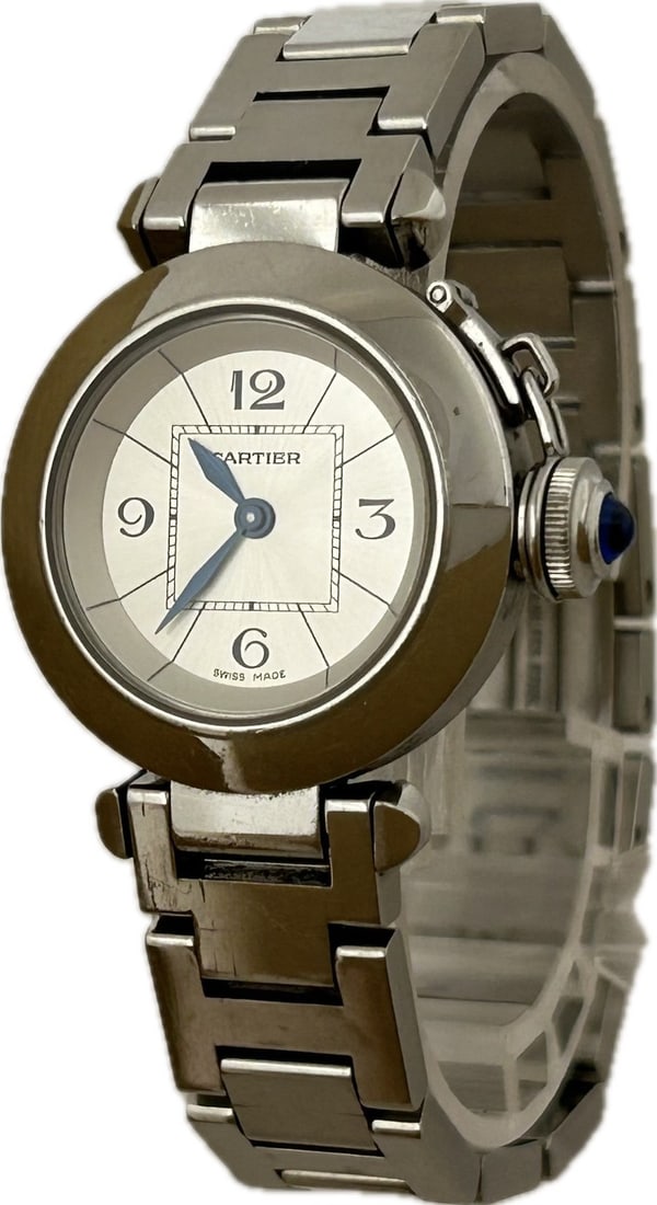Cartier Miss Pasha W3140007 Ladies Quartz Watch Silver Dial Stainless Steel: Cartier Miss Pasha W3140007 Ladies Quartz Watch Silver Dial Stainless Steel This pre-owned Cartier Miss Pasha ladies wristwatch features a silver dial and a stainless steel case and band. It is powere