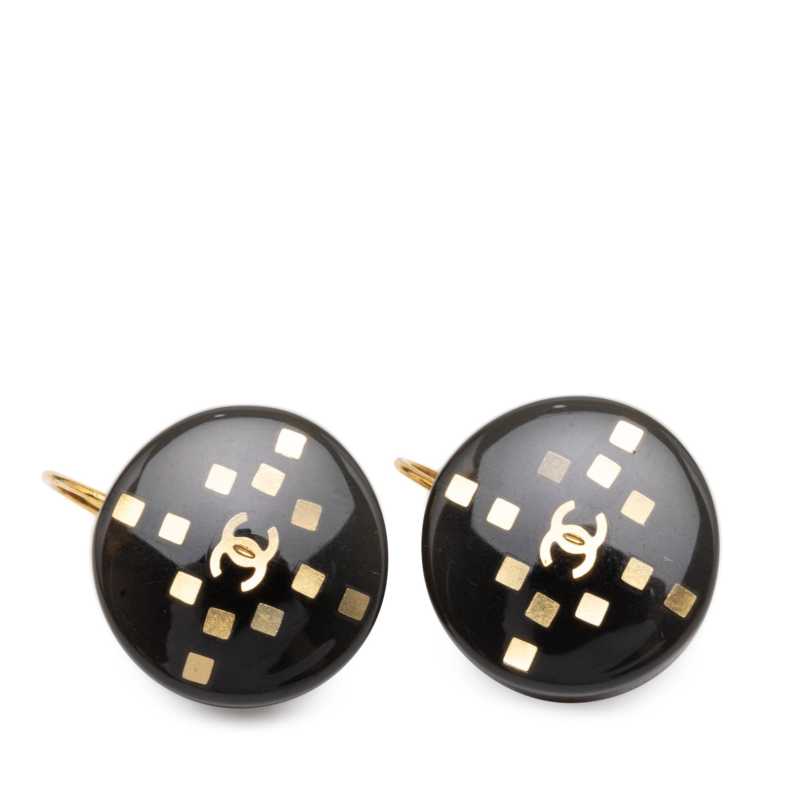 Chanel CC Round Leverback Earrings in Black Resin Gold Plated: Chanel CC Round Leverback Earrings in Black Resin Gold Plated Round Chanel CC lever back earrings with a black resin body and gold-tone metal accents. This costume jewelry pair is made in France and i