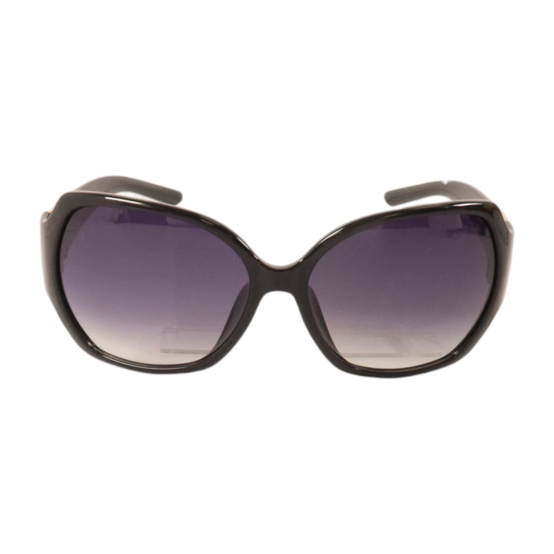 Gucci GG3173 F S Black PVC Sunglasses: Gucci GG3173 F S Black PVC Sunglasses GUCCI GG Sunglass GG3173 F/S PVC Black in black x black with a PVC frame. Model GG3173 F/S, this pair of sunglasses is in very good AB condition and comes with no