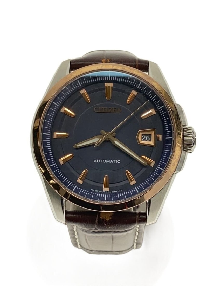 CITIZEN Signature Grand Classic Navy Leather Wristwatch: CITIZEN Signature Grand Classic Navy Leather Wristwatch This is a CITIZEN Signature Grand Classic 9011-S087082 men's wristwatch, crafted with materials sourced from Japan. The watch features a navy le