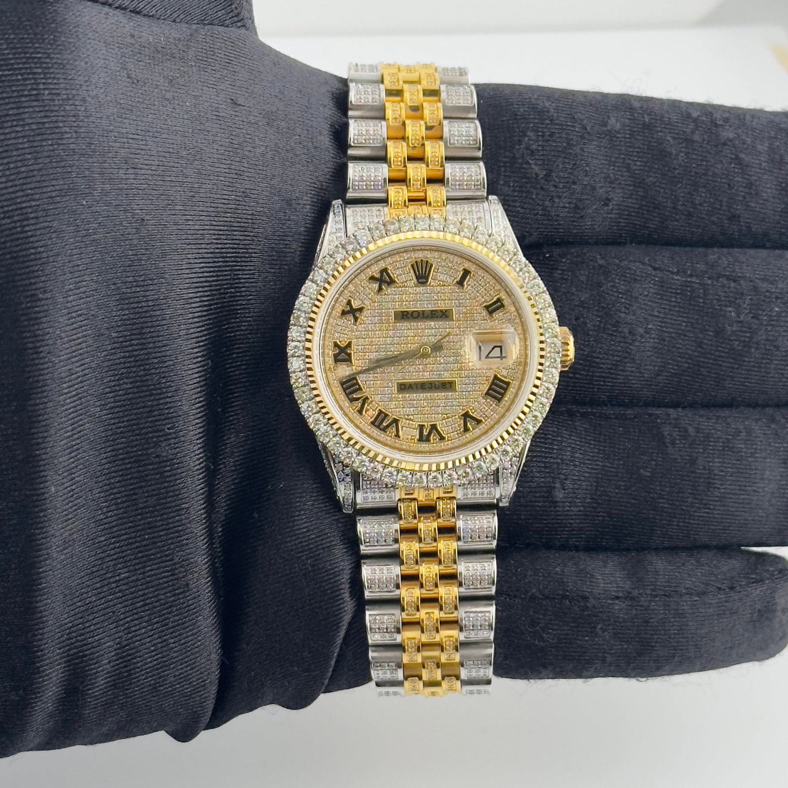 Rolex Datejust 1601 Aftermarket iced Roman dial Jubilee bracelet (1 of 3)
