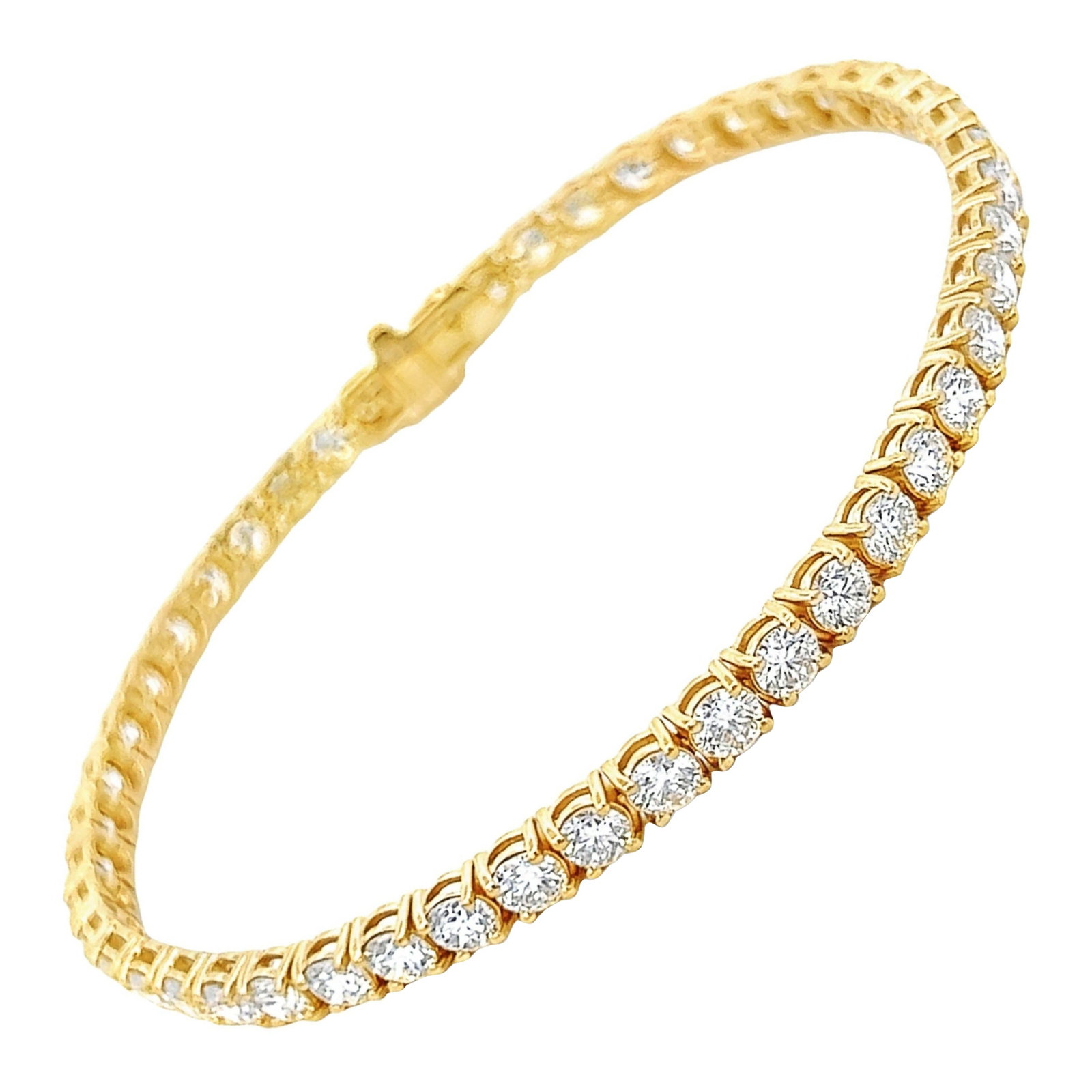 6.65ct Diamond Tennis Bracelet 18k Yellow Gold with Appraisal: 6.65ct Diamond Tennis Bracelet 18k Yellow Gold with Appraisal This exquisite 6.65ct diamond tennis bracelet features 48 round-cut diamonds beautifully set in 18k yellow gold. With a total weight of 6.