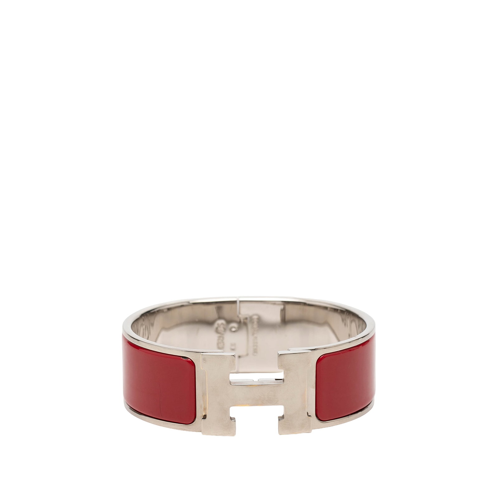 Hermes GM Red Enamel Palladium Bracelet Clic Clac H: Hermes GM Red Enamel Palladium Bracelet Clic Clac H This Hermes Wide Enamel Clic Clac H Bracelet GM features a striking red enamel and palladium-plated metal construction with a signature metal clasp 