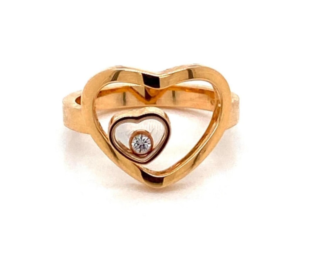 Chopard Happy Diamonds 18k Rose Gold Double Heart Ring Size 7: Chopard Happy Diamonds 18k Rose Gold Double Heart Ring Size 7 Chopard Happy Diamonds Double Heart ring in 18k rose gold, featuring a heart motif with Chopard's signature floating natural diamonds. The