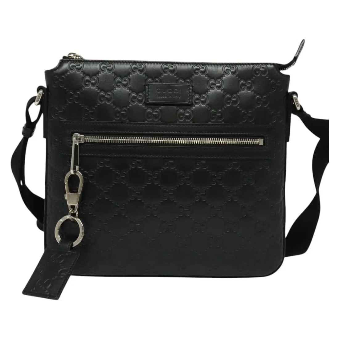 Gucci Signature Zip Messenger Bag Black Leather Italy: Gucci Signature Zip Messenger Bag Black Leather Italy Gucci Signature Zip Messenger in black leather with a unisex design. This messenger bag is presented in good overall condition with light signs of