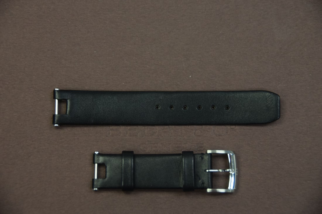 Baume Mercier black fabric wristwatch band 16mm: Baume Mercier black fabric wristwatch band 16mm This is a genuine Baume & Mercier OEM black fabric wristwatch strap, crafted from high-quality fabric or canvas. The strap is designed for a 16mm band w