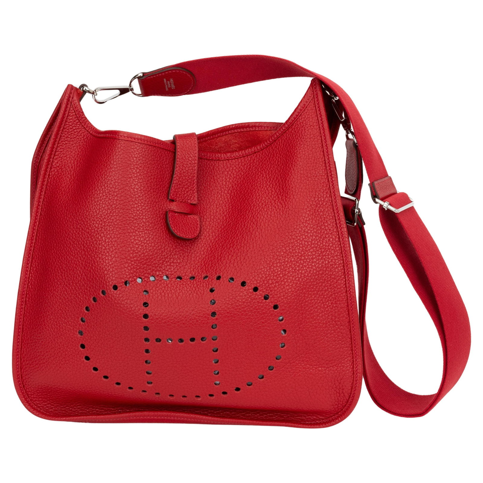 Hermes Evelyne GM Rouge Casaque Taurillon Clemence with Palladium Hardware: Hermes Evelyne GM Rouge Casaque Taurillon Clemence with Palladium Hardware The Hermes Evelyne GM is a stunning bag crafted from luxurious rouge casaque taurillon clemence leather, adorned with palladi