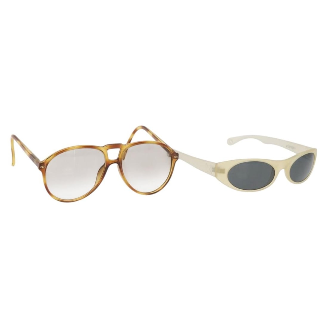 Givenchy beige brown plastic sunglasses 2-piece set with case: Givenchy beige brown plastic sunglasses 2-piece set with case This set includes two pairs of Givenchy sunglasses in beige and brown tones, crafted from plastic and designed for women. Both pairs are m