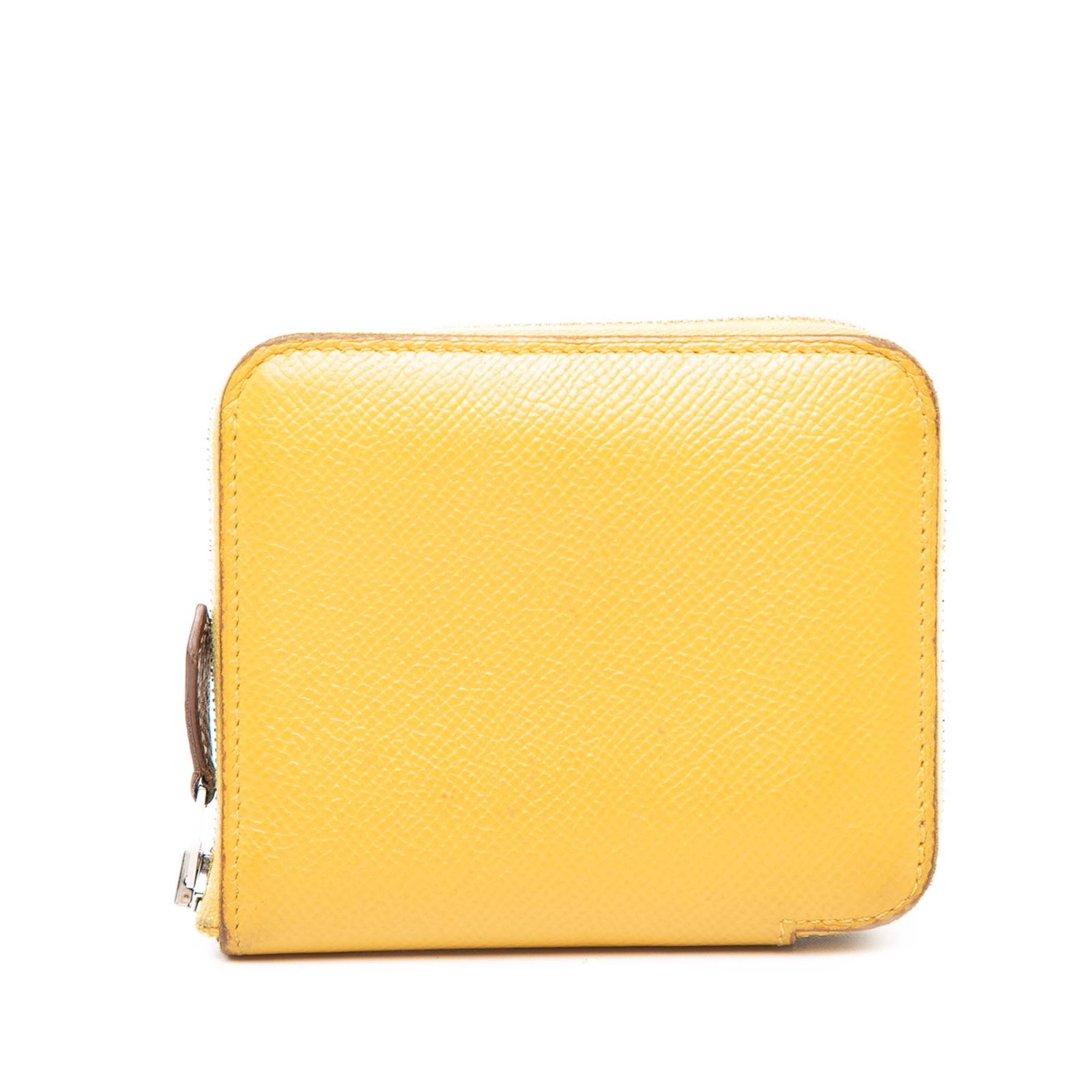 Hermes Epsom Silk In Compact Leather Wallet Jaune De Naples: Hermes Epsom Silk In Compact Leather Wallet Jaune De Naples Hermes compact wallet crafted in Jaune De Naples Epsom leather with a Silk In design. It features a zip-around closure and an interior with 