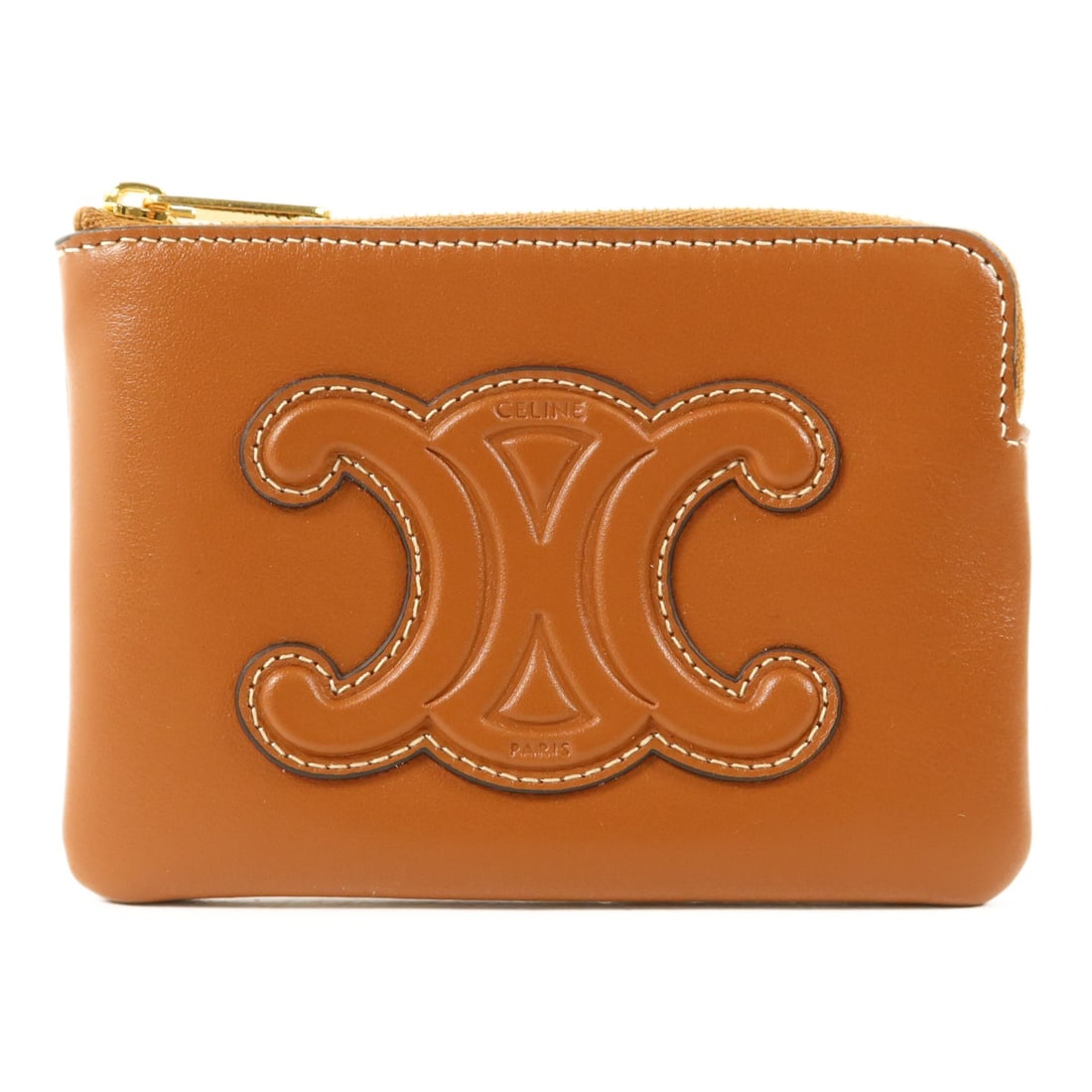 CELINE 10C663DR8.04LU calfskin coin pouch brown GHW: CELINE 10C663DR8.04LU calfskin coin pouch brown GHW Brown CELINE coin bag made from calfskin (cowhide) with a gold-tone hardware finish. It includes a fastener pocket and comes with a storage box and 