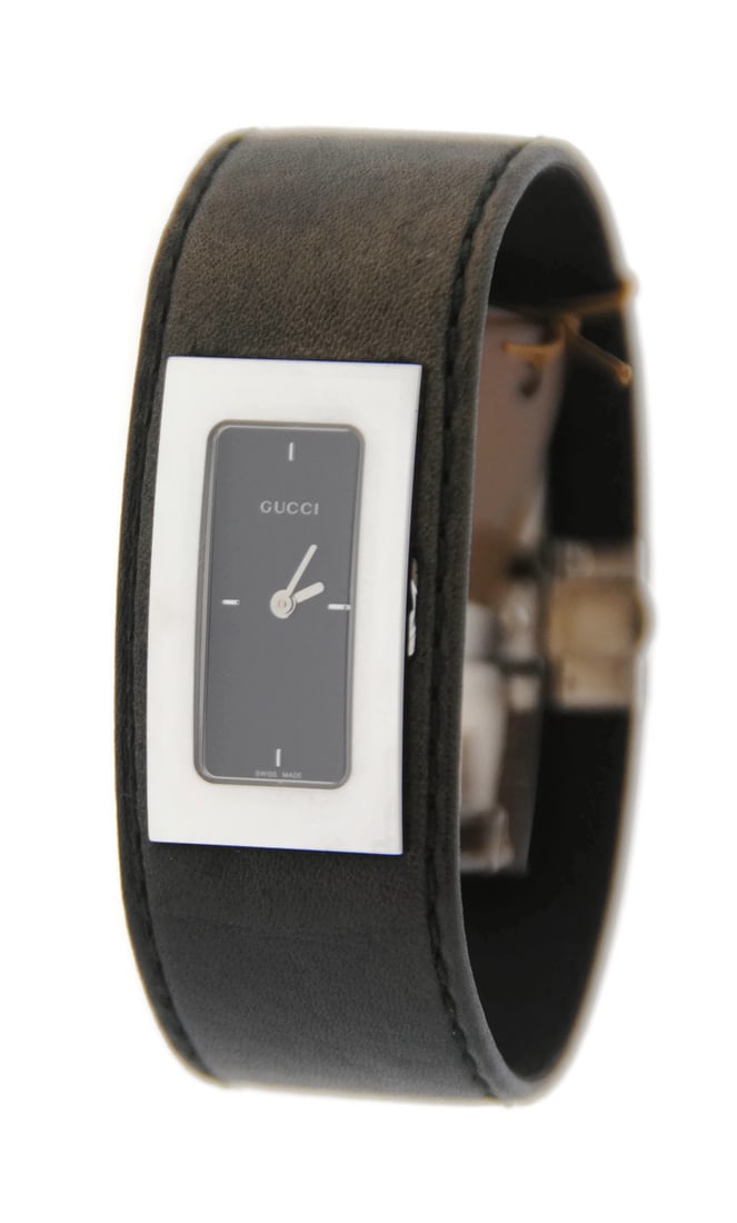 Gucci YA078606 Black Dial Stainless Steel Leather Watch with Box: Gucci YA078606 Black Dial Stainless Steel Leather Watch with Box This elegant Gucci wristwatch features a striking black dial and is crafted from durable stainless steel. The timepiece is powered by a