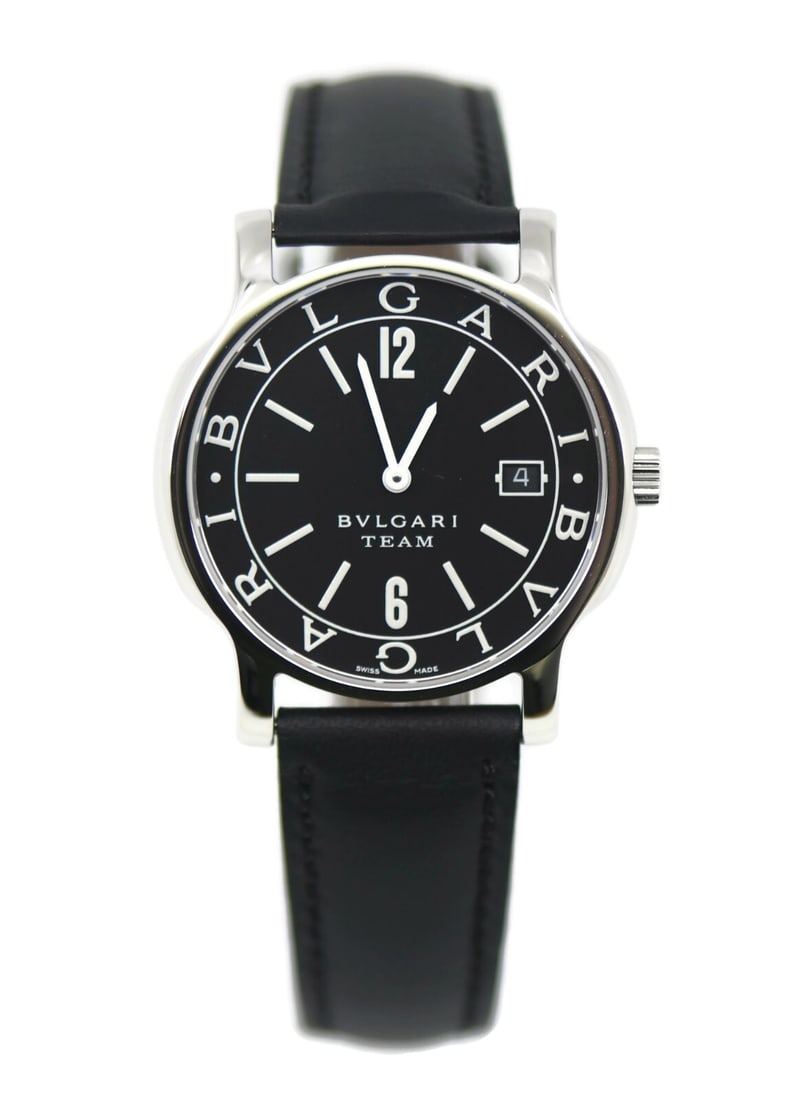 Bvlgari Solotempo Quartz Watch ST35S Black Leather Strap with Box and Papers: Bvlgari Solotempo Quartz Watch ST35S Black Leather Strap with Box and Papers This exquisite Bulgari Solotempo Stainless Steel Watch (Model ST35S) features a sleek black leather strap that complements 