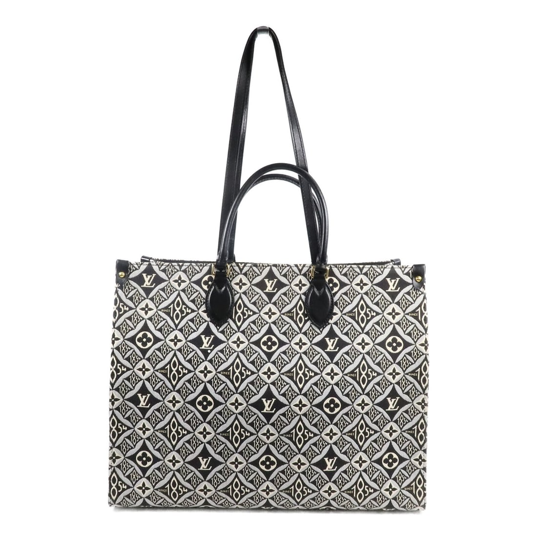 Louis Vuitton OnTheGo GM M57207 2 Way Tote Monogram Jacquard: Louis Vuitton OnTheGo GM M57207 2 Way Tote Monogram Jacquard Louis Vuitton OnTheGo GM 2 Way Bag, model M57207, in Monogram Jacquard Since 1854. It is made from canvas in a white and black colorway and
