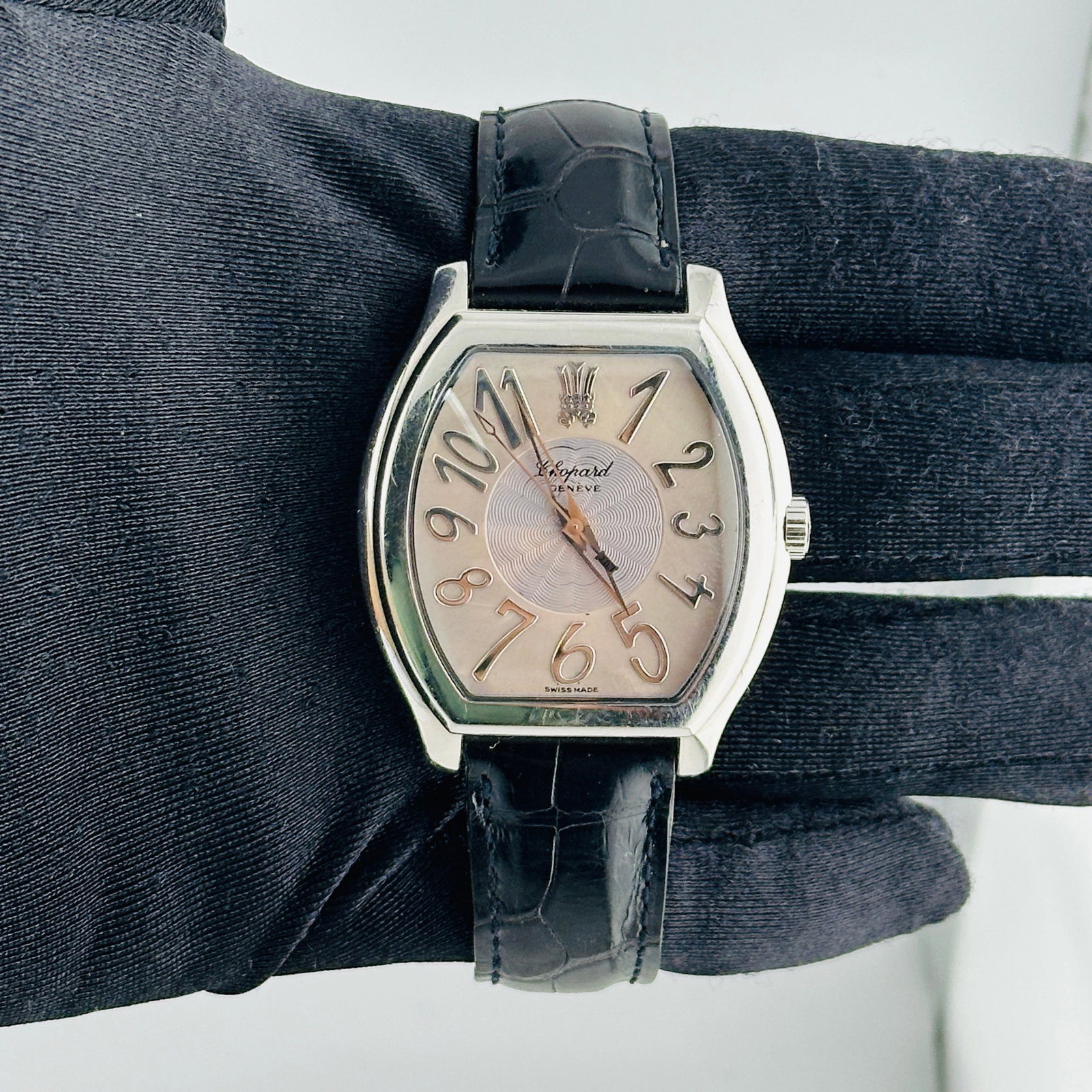 Prince Series Men's Watch with Silver Dial Leather Band Ref 16/2235: Prince Series Men's Watch with Silver Dial Leather Band Ref 16/2235 This Chopard Prince watch features a silver dial and a leather bracelet. The reference number is 16/2235, and it is designed for men