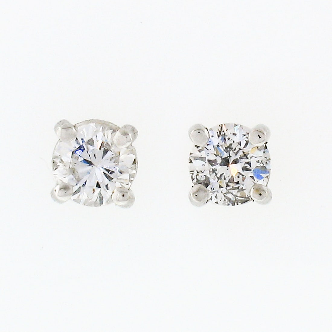 14k White Gold 0.25ctw Round Diamond Stud Earrings Classic Style (1 of 5)