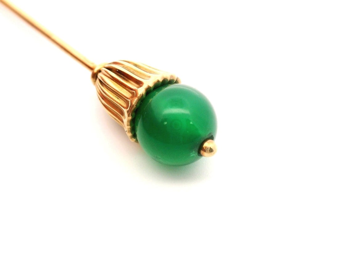 Antique Cartier 14k Yellow Gold Chalcedony Stick Pin 7.6mm: Antique Cartier 14k Yellow Gold Chalcedony Stick Pin 7.6mm This exquisite antique stick pin from Cartier features a stunning natural genuine chalcedony stone, known for its vibrant green color. The ro