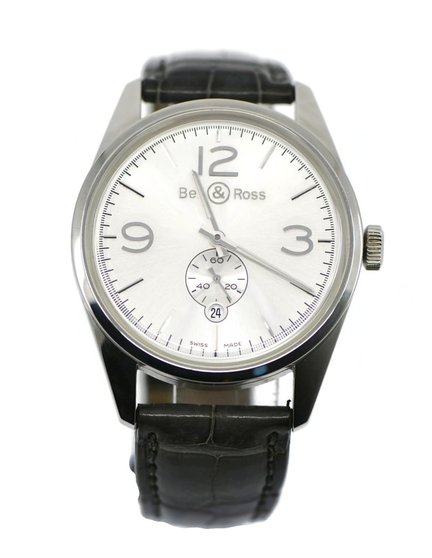 Bell & Ross BR123 Stainless Steel Automatic Watch with Box and Papers: Bell & Ross BR123 Stainless Steel Automatic Watch with Box and Papers This Bell & Ross BR123 wristwatch showcases an elegant design crafted from stainless steel, featuring a 41mm case. The mechanical 